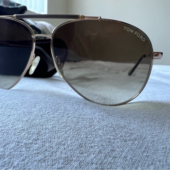 Tom Ford Sunglasses - Picture 4 of 5